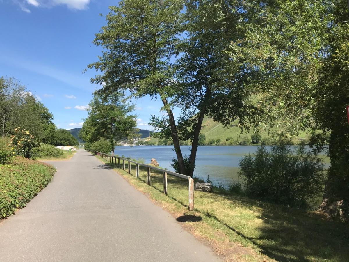 Ferienwohnung Moselglück Bernkastel-Kues Exterior foto